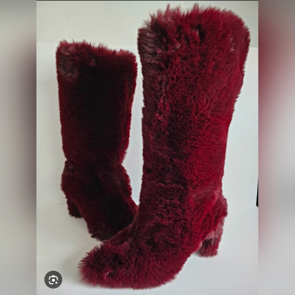 Jeffery Campbell Viral Faux Fur Fuzzie Boots NWOB